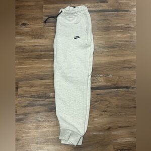 Nike Tech Fleece Pants Size Large Light Grey